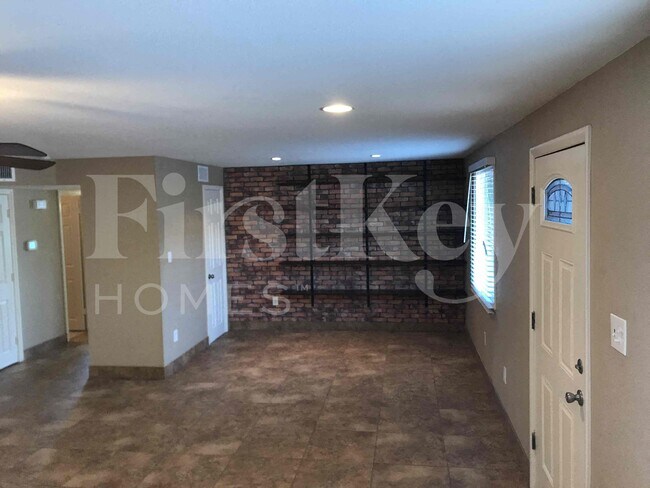 3550 E Thunderbird Rd Phoenix, AZ 85032 photo 4