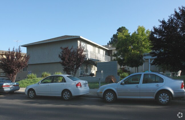 155 Hollis Avenue, Campbell, CA 95008 photo 3