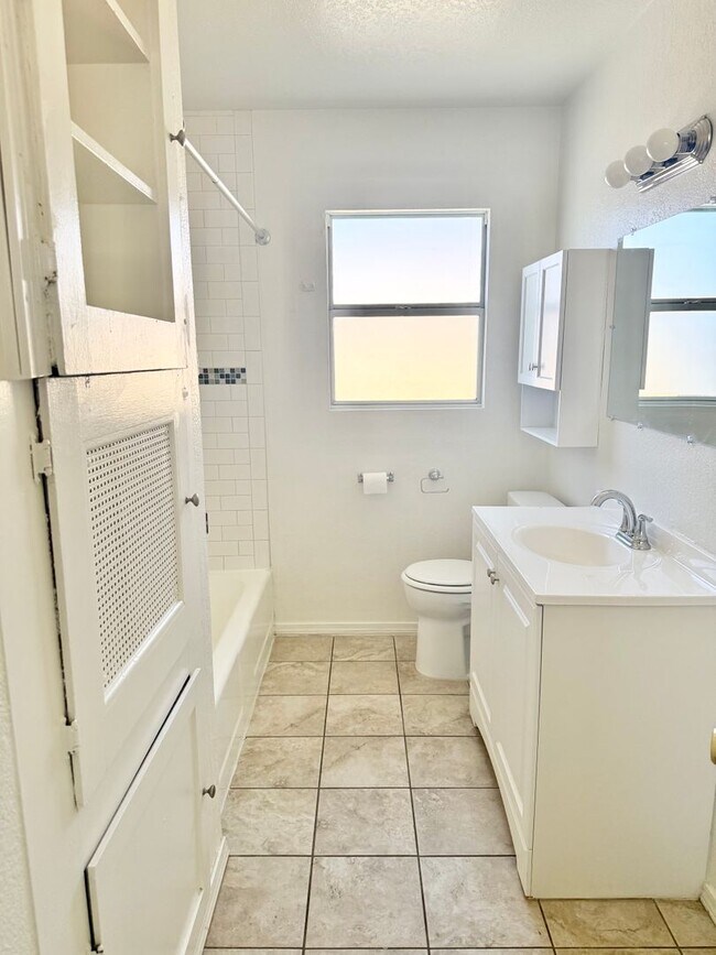 658-660 S Johnson Ave El Cajon, CA 92020 photo 5