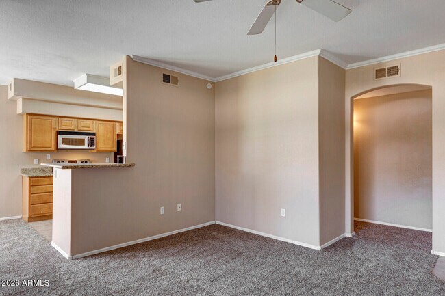 5335 E Shea Blvd Scottsdale, AZ 85254 photo 4