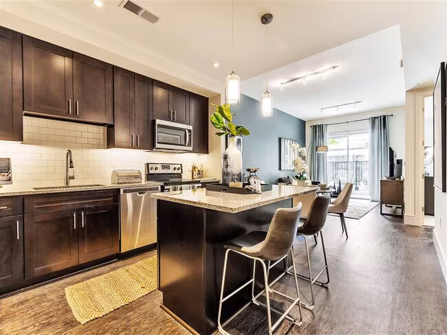 Preston Hollow Village photo 4
