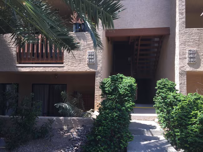 3031 N Civic Center Plaza Scottsdale, AZ 85251 photo 3