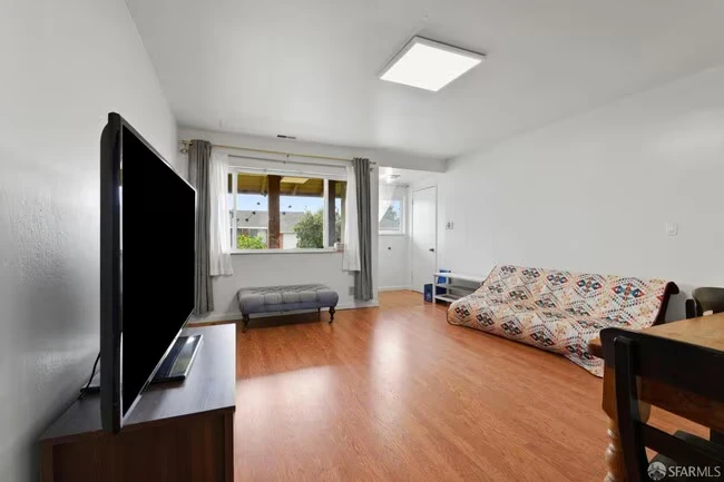 3421 Roosevelt Ave Richmond, CA 94805 photo 3