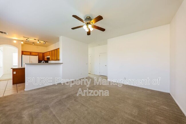 17914 W Caribbean Ln Surprise, AZ 85388 photo 4