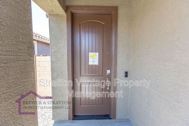2216 W Minton St photo 5