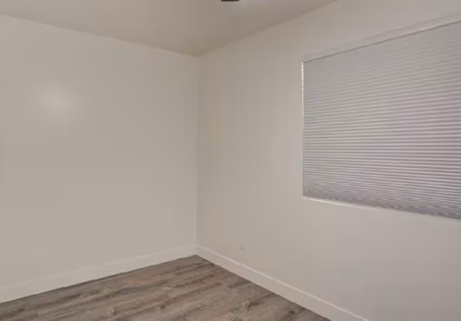 4080 Sequoia St photo 4