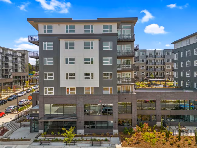 Solera Apartments photo 2