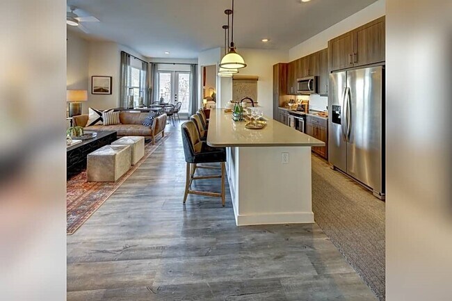 221 W Lancaster Ave Fort Worth, TX 76102 photo 3