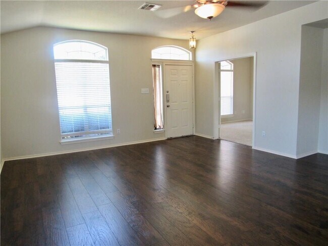 4101 Pebble Ridge Cove Round Rock, TX 78681 photo 3