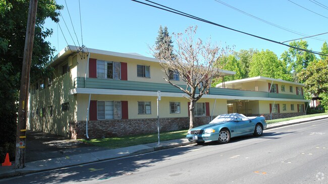 Brook Garden Apartments photo 2