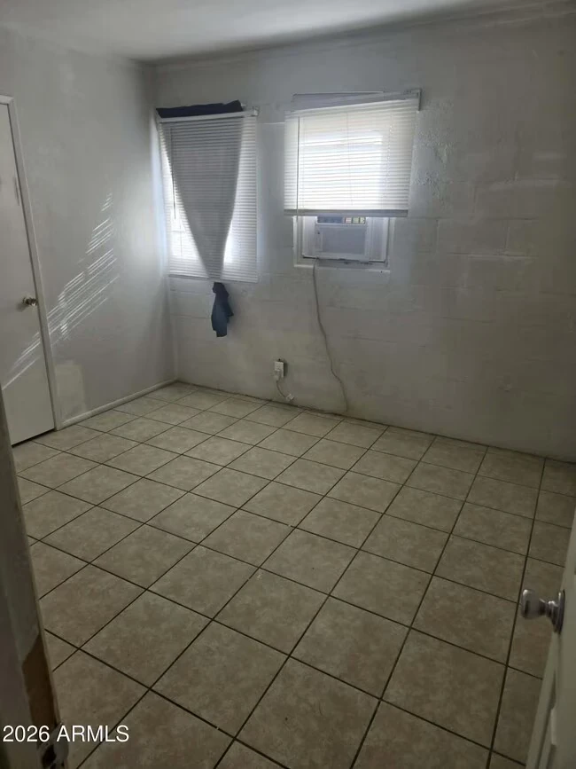 909 N Kadota Ave Casa Grande, AZ 85122 photo 5