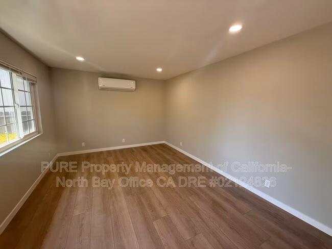 139 Wilson St Petaluma, CA 94952 photo 5