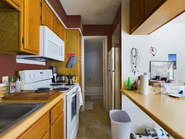 3115 Helms St Austin, TX 78705 photo 5
