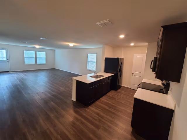 4009 Renee Drive, Dallas, TX 75227 photo 4