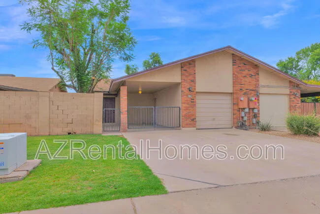 1839 E Inverness Ave Mesa, AZ 85204 photo 2