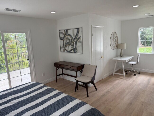 2660 Ross Pl Walnut Creek, CA 94597 photo 4