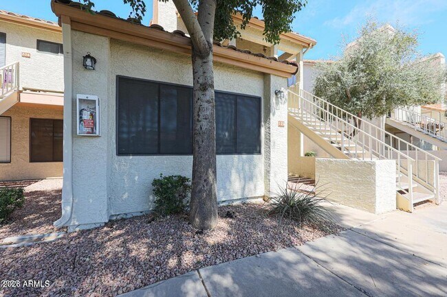 19820 N 13th Ave Phoenix, AZ 85027 photo 3