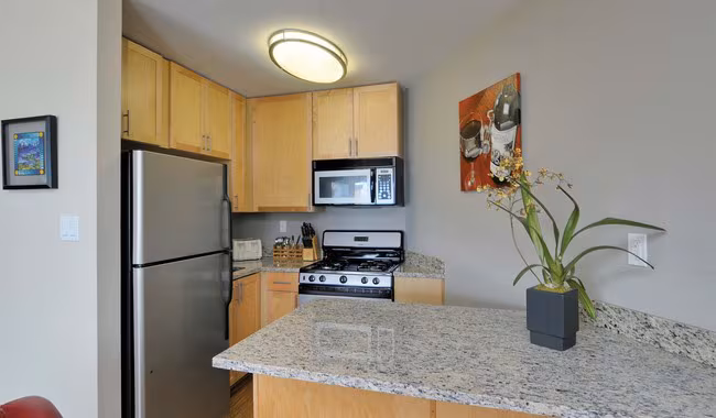 The Bluffs at Pacifica Apartments photo 5