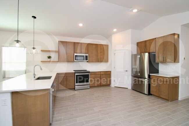 7869 North 80th Drive, Glendale, AZ 85303 photo 3