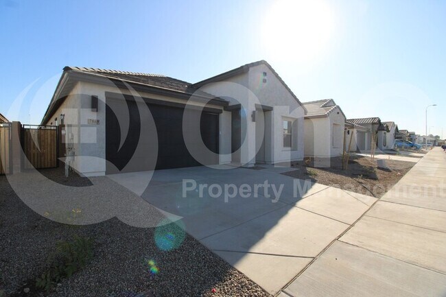 7869 North 80th Drive, Glendale, AZ 85303 photo 2