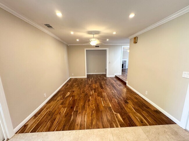 Perfect Shape Single Family Home in San Ramon photo 3