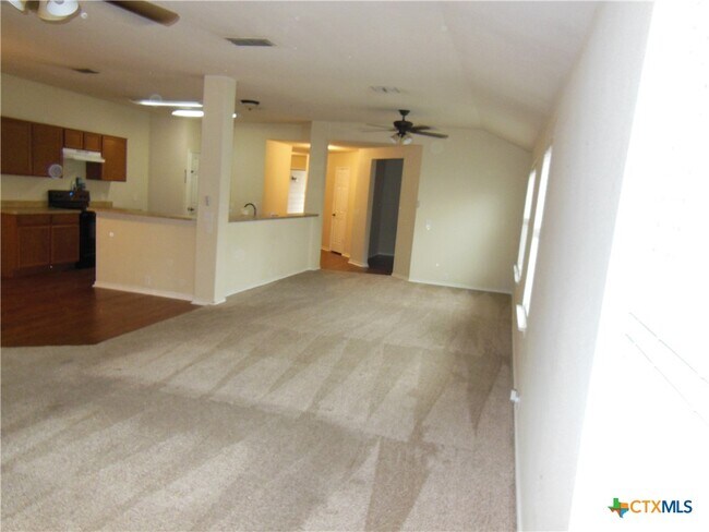 5244 Brookline Schertz, TX 78108 photo 3
