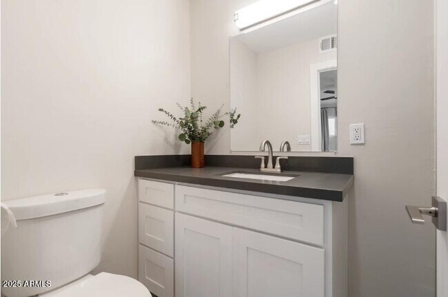 7504 E 1st St Scottsdale, AZ 85251 photo 5