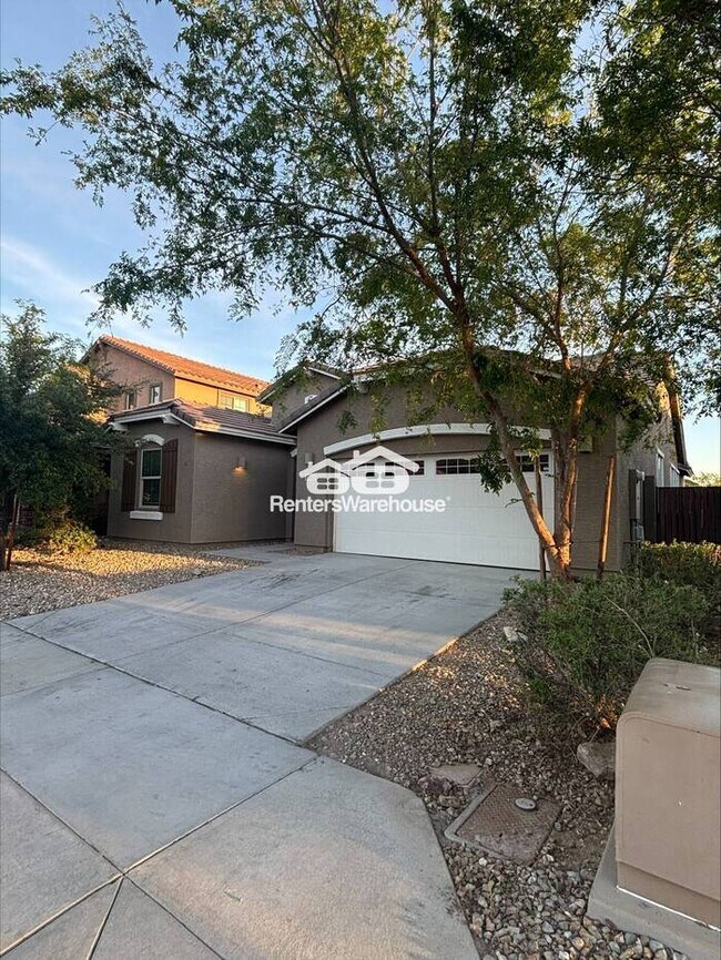 7643 W Fetlock Trail Peoria, AZ 85383 photo 2