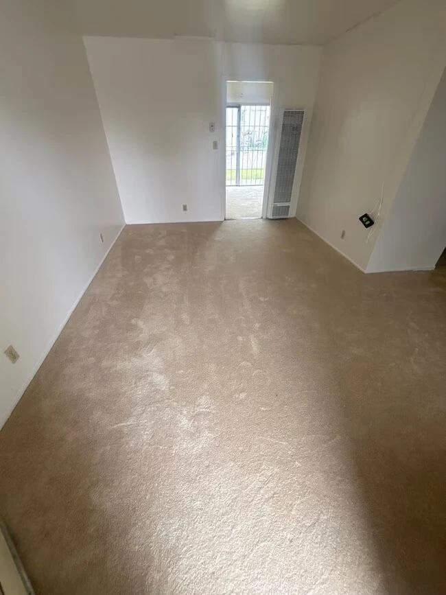 1119 Florida St Vallejo, CA 94590 photo 3