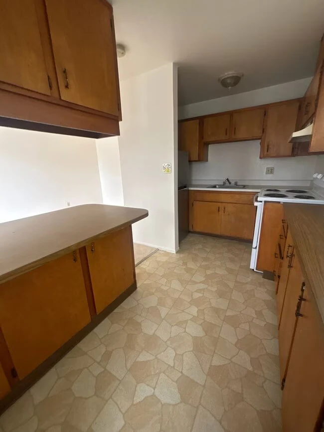 1119 Florida St Vallejo, CA 94590 photo 4
