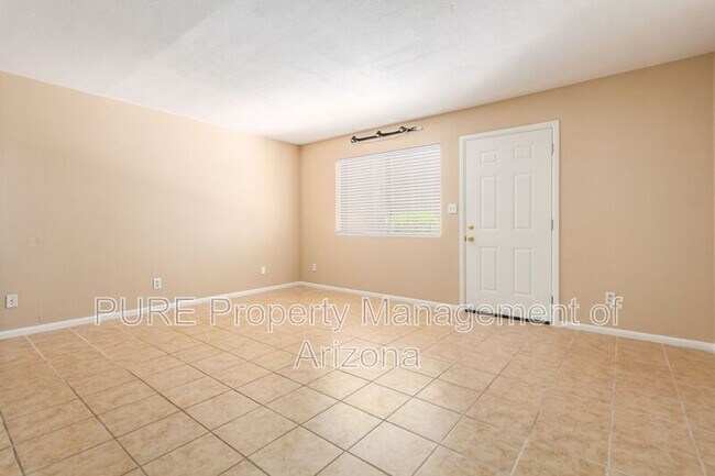 700 W University Dr Tempe, AZ 85281 photo 3