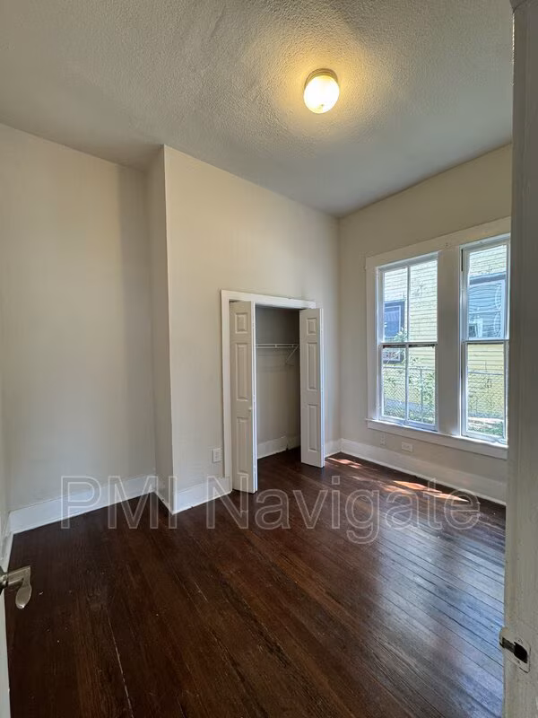 410 E Carson St San Antonio, TX 78208 photo 5