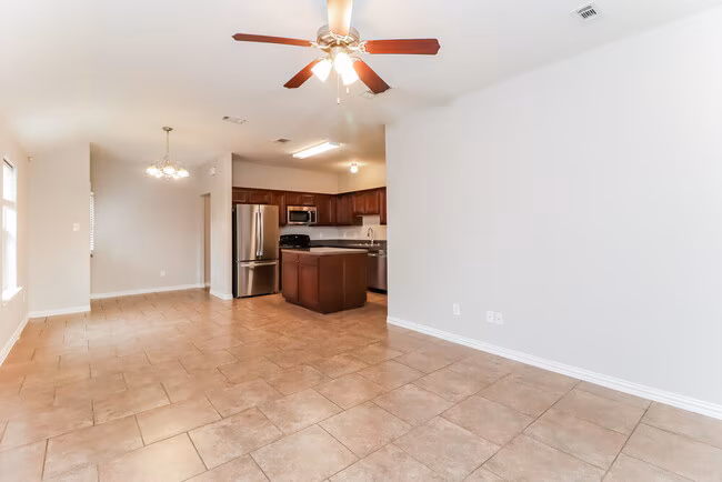 2412 Hawkwood Ct - SFHT photo 4