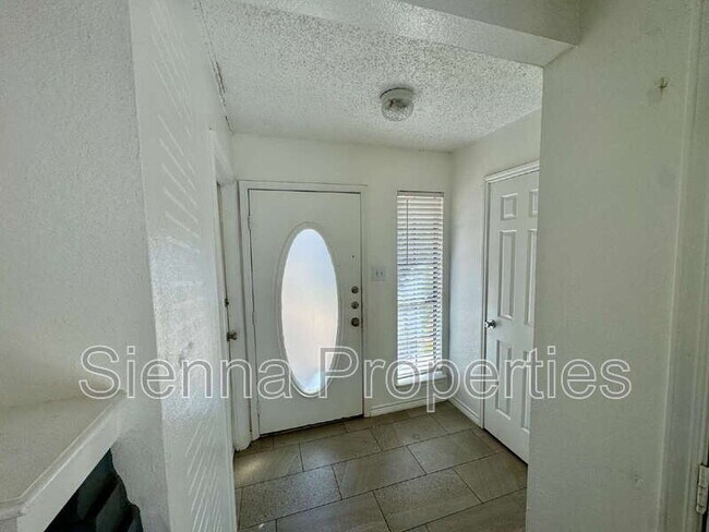 Kempler Drive 9206 photo 3