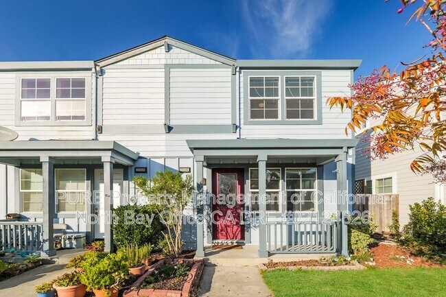 2556 N Village Dr Santa Rosa, CA 95403 photo 2