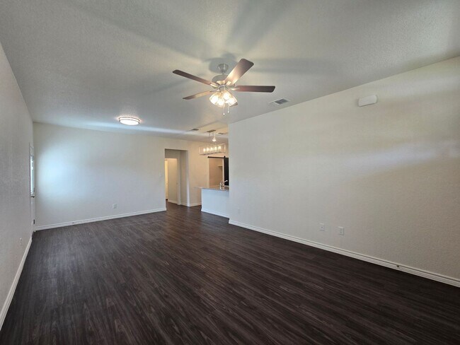 5401 Rose Gdn Lp Killeen, TX 76541 photo 5