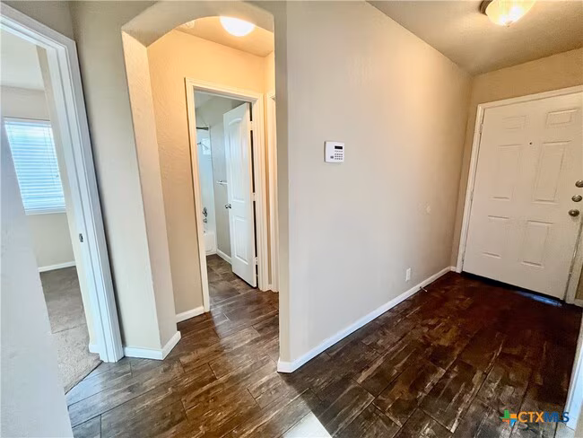 738 Great Oaks Dr New Braunfels, TX 78130 photo 3
