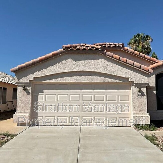 8932 W Kathleen Rd photo 2