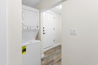 407 Sarah St San Marcos, TX 78666 photo 4