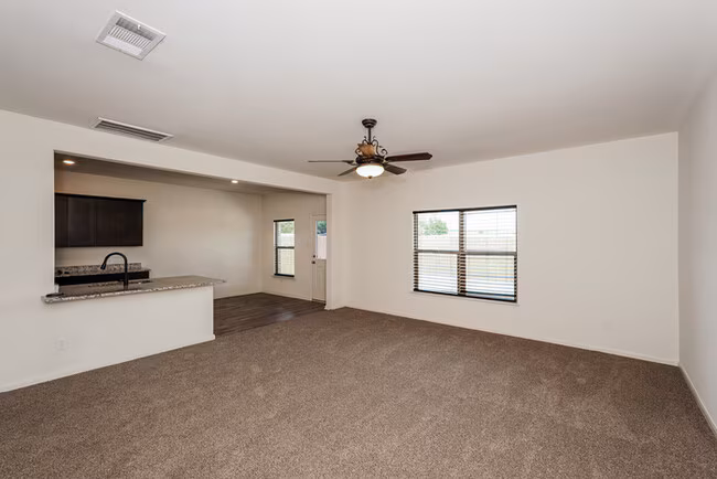 809 Clark Drive, Ferris, TX 75125 photo 3