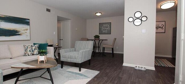 13658 O'Connor Rd San Antonio, TX 78233 photo 2