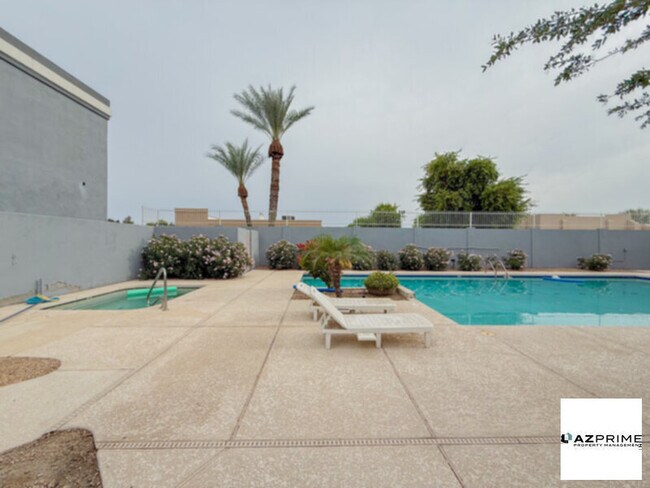 1851 West Vermont Ave Phoenix, AZ 85015 photo 4