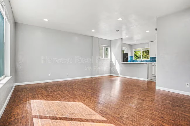 14772 Midland Rd San Leandro, CA 94578 photo 3