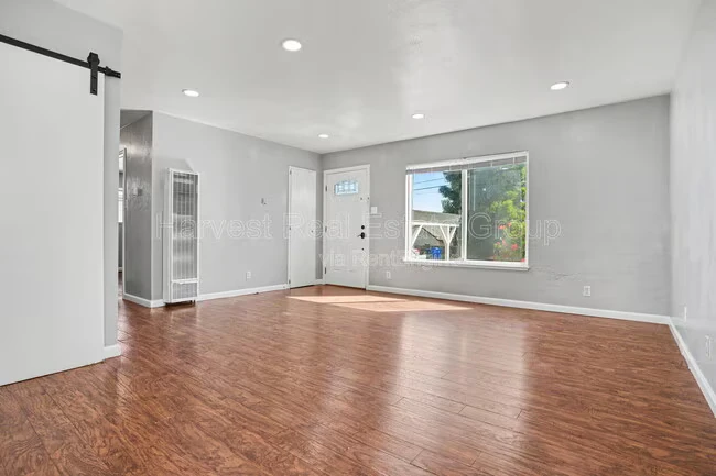 14772 Midland Rd San Leandro, CA 94578 photo 5