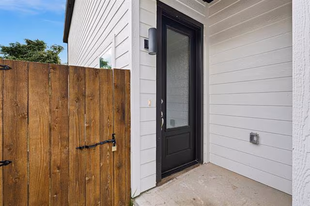 2811 Harston Street, Dallas, TX 75212 photo 4