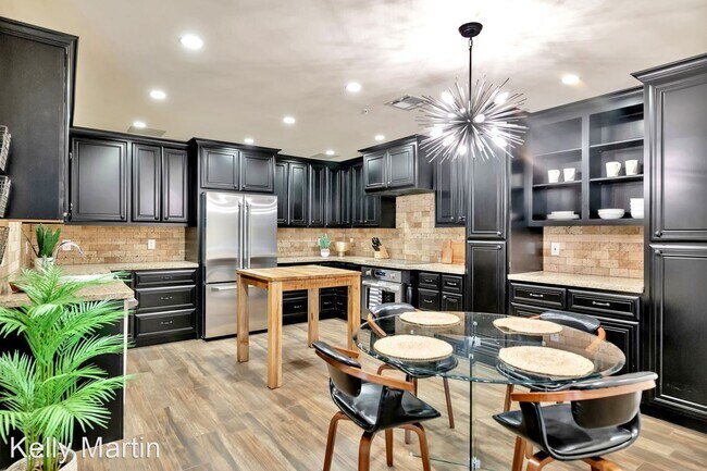 4200 N Miller Rd Scottsdale, AZ 85251