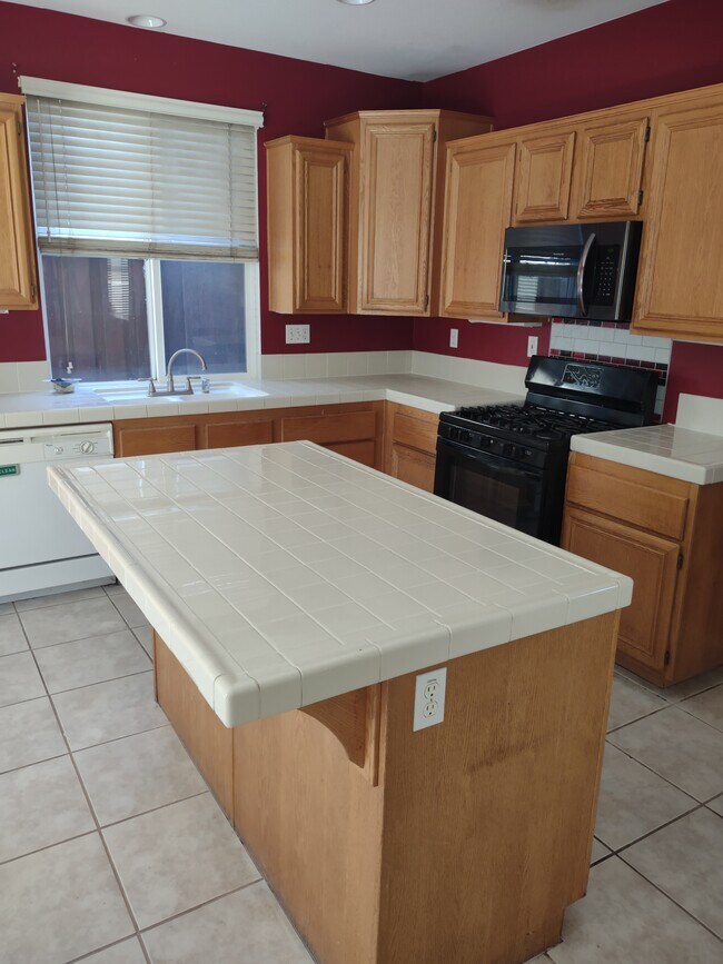 40543 Chantemar Way Temecula, CA 92591 photo 4