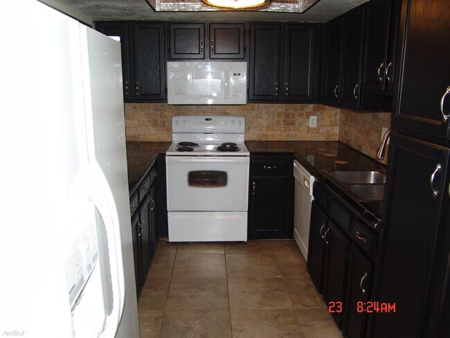 1645 W Baseline Rd Mesa, AZ 85202