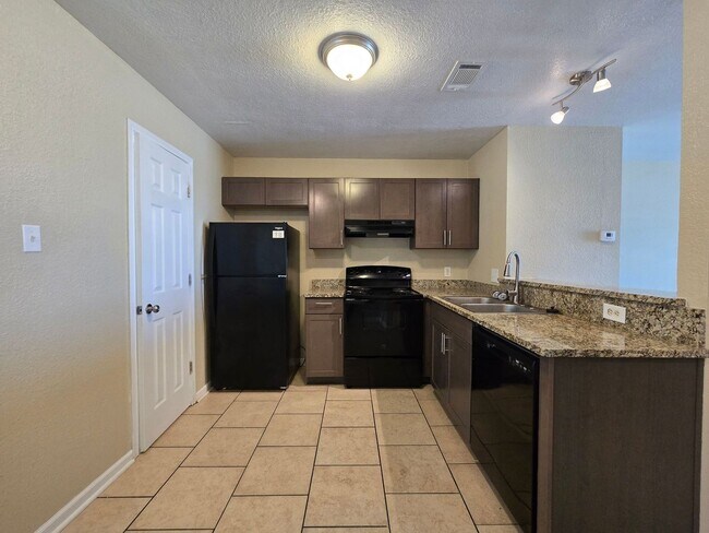 4100 Gus Dr Killeen, TX 76549 photo 3