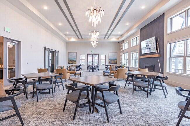 The Luxe at Las Colinas - Your Lifestyle, Refined photo 3
